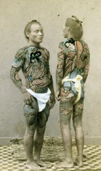 Deux hommes avec des tatouages japonais traditionnels Irezumi, vers 1880